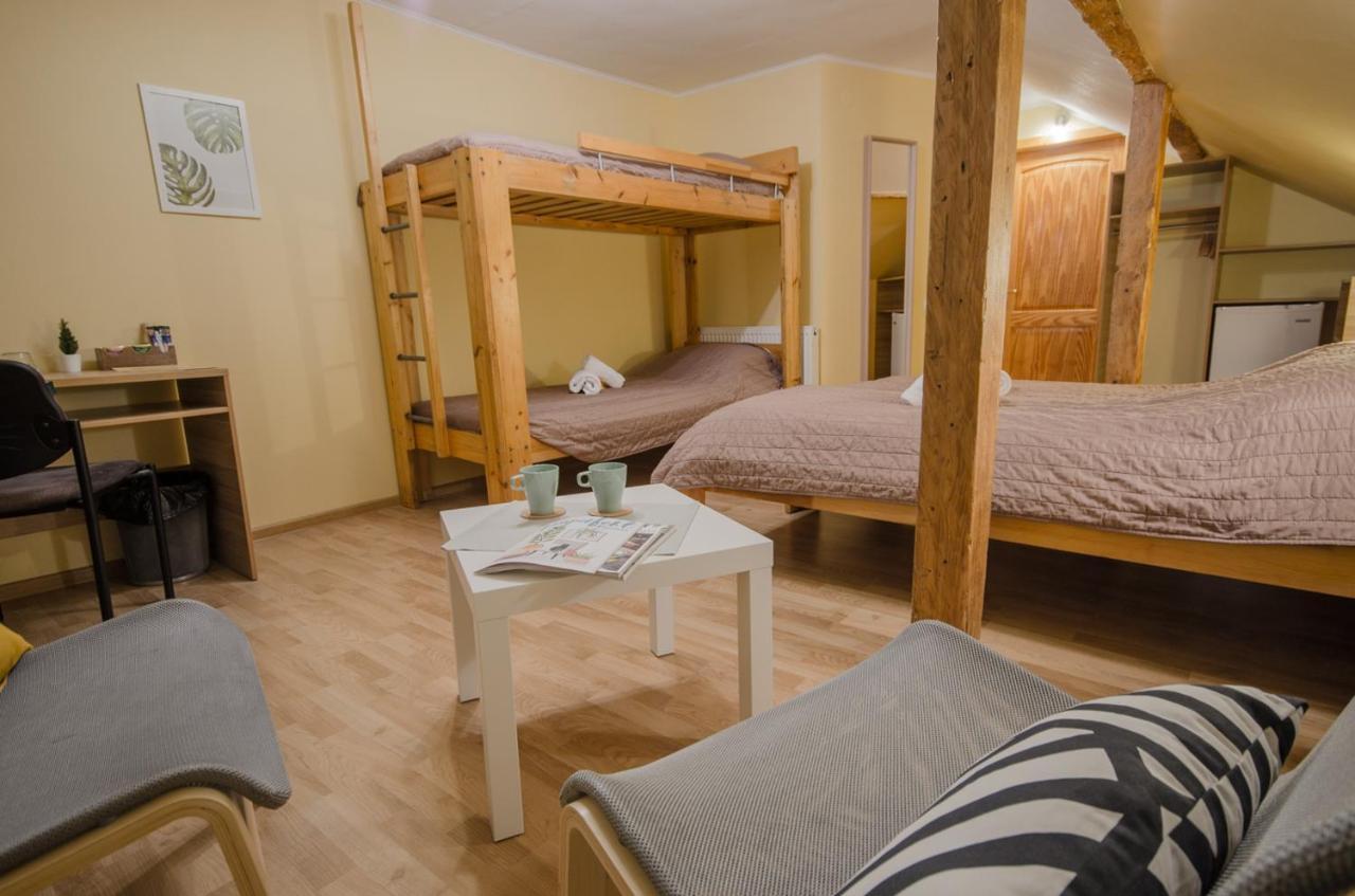 Veldzes Nams Hotel Ventspils Buitenkant foto