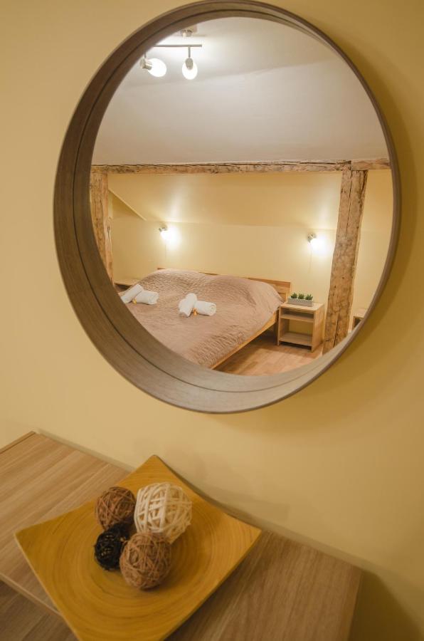 Veldzes Nams Hotel Ventspils Buitenkant foto