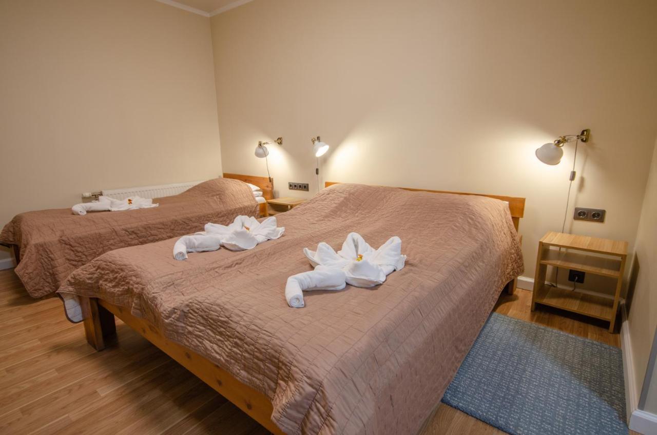 Veldzes Nams Hotel Ventspils Buitenkant foto